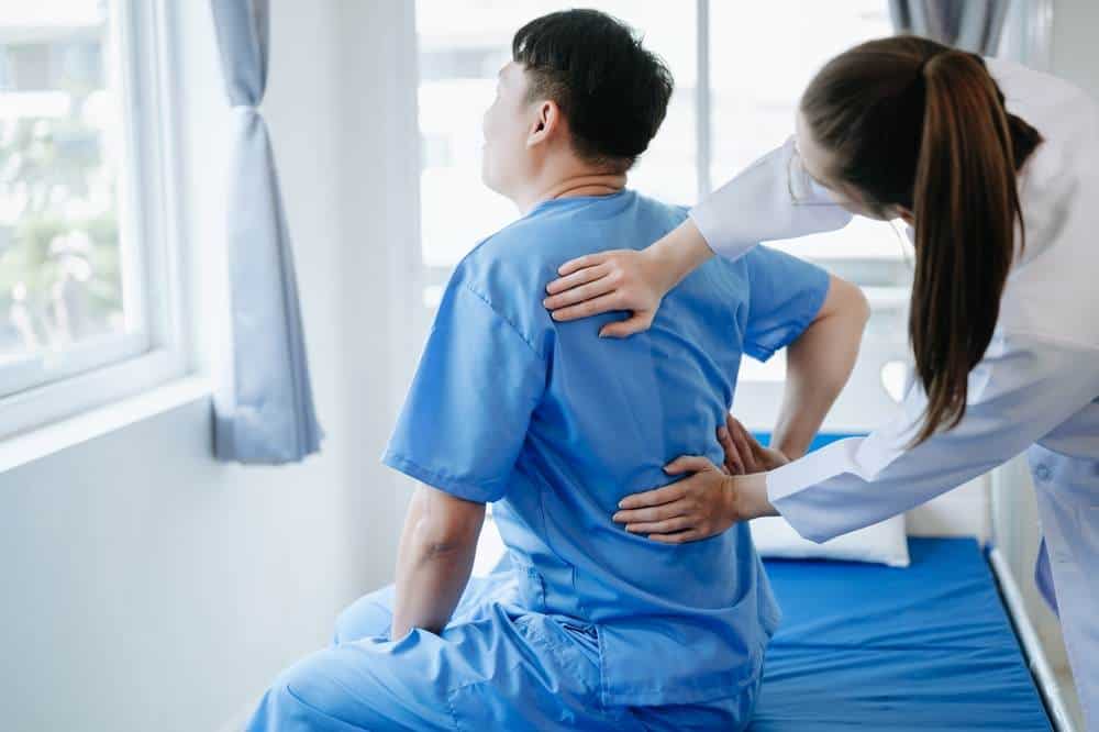 Chiropractic Care for Upper Back Pain